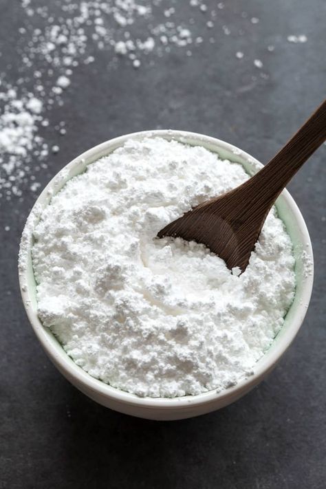 Keto Powdered Sugar- learn how to make powdered sugar without the carbs and sugar! Made in just a blender or food processor, it's a keto sweetener you can make at home! Keto Sweetener, Make Powdered Sugar, Powdered Sugar Substitute, Special Dishes, Breakfast Low Carb, Keto Sweets, No Sugar Foods, Sugar Free Desserts, Recipes Keto