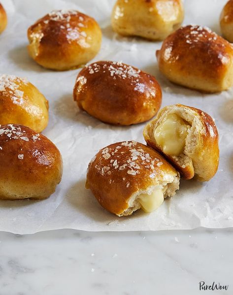 The 21 Best Party Appetizers for Stressed-Out Hosts - PureWow Appetizers For Party Bite Size, Stuffed Pretzel Bites, Super Bowl Snack Recipes, Best Party Appetizers, Healthy Superbowl Snacks, Bite Size Snacks, Snack Prep, Party Appetizers Easy, Finger Foods Easy