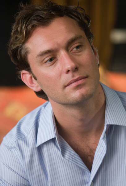 Jude Law in The Holiday 😍 Michael Murray, Hey Jude, Jude Law, Hugh Dancy, Film Serie, Good Looking Men, Look At You, Celebrities Male, Favorite Celebrities