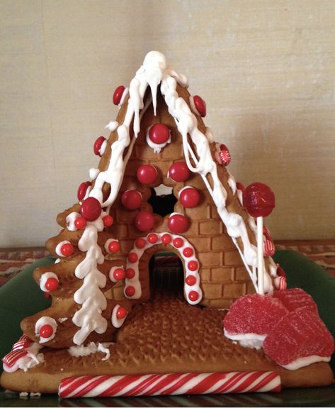 Gingerbread House Ideas, Gingerbread House Kits, Christmas Gingerbread House, Gingerbread Houses, Celebrity Portraits, Trader Joe’s, Christmas Gingerbread, Trader Joes, Romantic Quotes