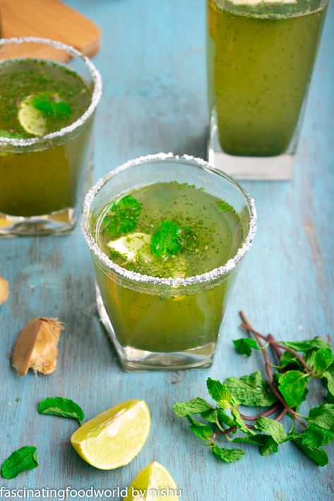 Minty gingered lemonade Diwali Drink Ideas, Diwali Drinks, Lent Fasting, Nimbu Pani, Indian Drinks, Homemade Lemonade Recipes, Fruit Juice Recipes, Summer Drink Recipes, Lemonade Drinks