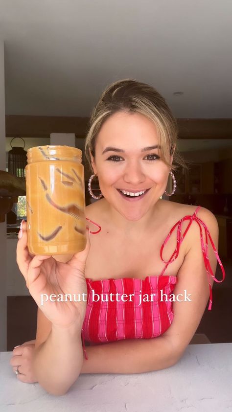 🎉💖🥹EP 75 SCRAPPY COOKING: what to do with an *almost* empty peanut butter jar. MAKE PEANUT SAUCE OF COURSE! The perfect delicious dipping… | Instagram Scrappy Cooking Peanut Sauce, Plantyou Vegan, Scrappy Cooking, Carleigh Bodrug, Easy Peanut Sauce, Thai Noodle Salad, Clean Eating Vegetarian Recipes, Soup Creamy, Peanut Sauce Recipe