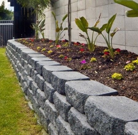 Garden Bench Table, Retaining Blocks, Concrete Garden Edging, Brick Planter, Raised Bed Garden Design, Garden Retaining Wall, Flower Borders, Front Garden Landscape, Landscaping Retaining Walls