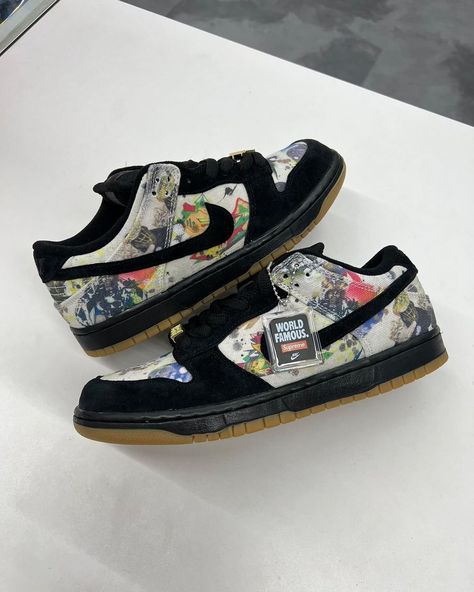 The Supreme x Nike SB Dunk Low 'Rammellzee' will be releasing in JULY 2023! Thoughts? 👇 Keep it locked with The Drop Date as more release info surfaces 🔒 - Imagery via @slctd.li #thedropdate #nikesb #supreme #nikesbsupreme #supremedunk #nikesbdunklow Sb Dunk Low Outfit, Supreme Shoes, Replica Sneakers, Nike Shoes (men), Pretty Shoes Sneakers, Shoe Wishlist, Replica Shoes, Nike Sb Dunk Low, Old Shoes