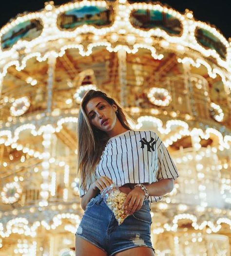 State Fair Photoshoot, Popcorn Photoshoot, Carousel Photoshoot, Carnival Pictures, Carnival Photoshoot, Carnival Photo Shoots, Fair Photoshoot, Carnival Photos, La County Fair