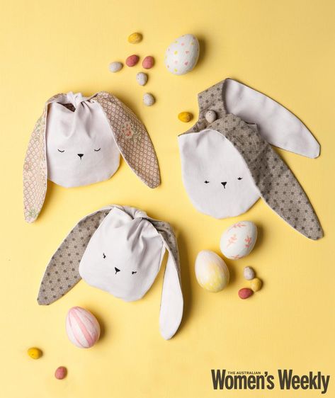 Easter Gifts For Kids Diy, Sew Easter Projects, Easter Bunny Bags Free Pattern, Fabric Eggs Diy, Easy Easter Sewing Projects, Easter Sewing Ideas, Sewing Easter Projects, Easter Sewing Projects, Homemade Easter Gifts