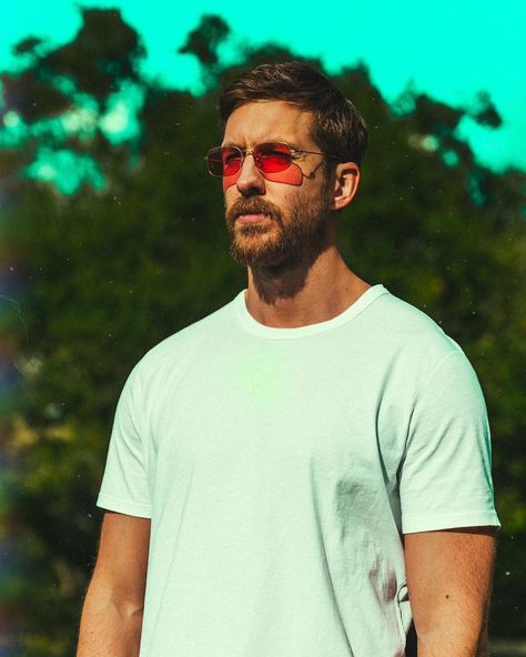 289.4 mil Me gusta, 1,804 comentarios - Calvin Harris (@calvinharris) en Instagram: "Slide" Feel So Close, Major Lazer, Edm Music, Summer Slide, Steve Aoki, Chainsmokers, Calvin Harris, Summer Sunglasses, Tom Hardy