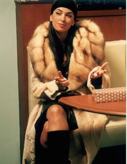 Sopranos. Love. 80s Mob Wife Aesthetic, The Sopranos Women, Mod Wife Fashion, Gloria Sopranos, Italian Mob Wife Style, Mob Wife Era, Sopranos Outfits Women, Carmela Soprano Aesthetic, Mob Wife Aesthetic Summer