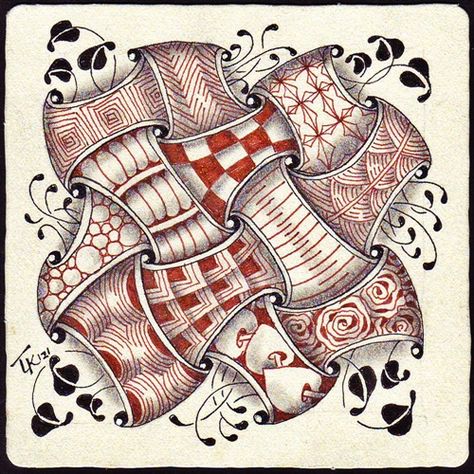 PerlE # 42: Crazy Huggins Crazy Huggins Zentangle, Huggins Zentangle, Celtic Band Tattoo, Zentangles Patterns, Easy Zentangle Patterns, Tangled Up In You, Easy Zentangle, Eni Oken, Zentangle Artwork