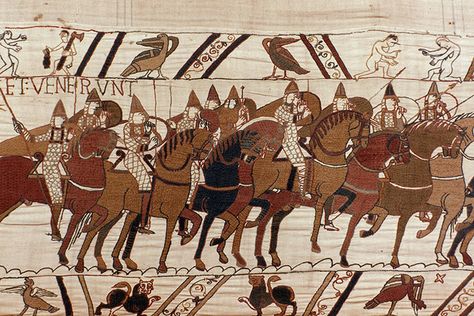 The Norman army in battle. Norman Knight, Battle Of Hastings, English Army, Norman Conquest, French Tapestry, Bayeux Tapestry, Early Middle Ages, English History, 11th Century