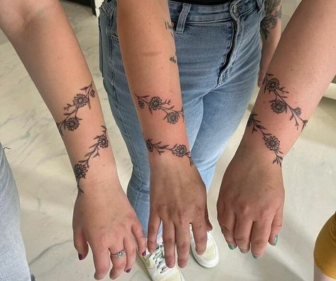 Family Daisy Floral Wraps Daisy Wrap Around Arm Tattoo, Daisy Bracelet Tattoo, Daisy Vine Tattoo, Wrap Around Tattoo, Around Arm Tattoo, Timeless Tattoo, Tattoo Maker, Wrap Tattoo, Occult Tattoo