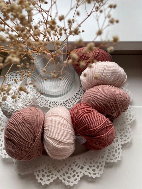 Aesthetic Yarn Pictures, Amigurumi Photography, Yarn Images, Yarn Color Combinations, Knitting Aesthetic, Crochet Supplies, Bead Charms Diy, Crochet Rose, Yarn Brands