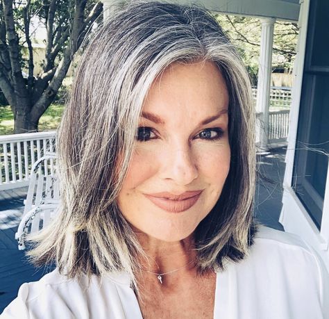 How To Go Gray, Haircut Gray Hair, Going Gray Gracefully, Grey Hair Transformation, Gorgeous Gray Hair, Grey Hair Inspiration, Beautiful Gray Hair, Gray Hair Growing Out, Grey Hair Styles For Women