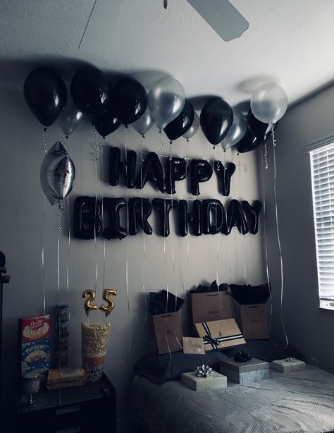 Birthday Surprise Gift Ideas, Boyfriend Birthday Surprise, Bedroom Gift Ideas, Surprise Gift Ideas, Boyfriends Birthday Ideas, Surprise Birthday Decorations, Birthday Present For Boyfriend, Bday Gifts For Him, Surprise Boyfriend