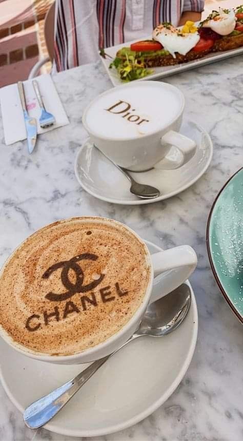 Chanel Coffee, Dior Cafe, Edible Makeup, Best Drink, Coffee Aesthetics, Books Decor, Good Morning Gorgeous, Brand Event, Chanel Resort