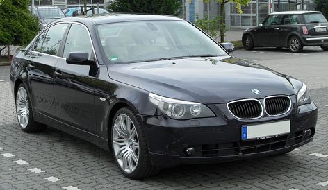 BMW 5 Series (E60) - Wikipedia Bmw M5 E60 V10, New Bmw 5 Series, M5 E60, Bmw M5 E60, V10 Engine, Bmw Design, Bmw 530i, Bmw 6 Series, Bmw E60