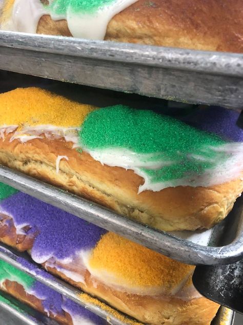 Brioche King Cake Recipe, Cake Magic, King Cakes, King Cake Recipe, Tea Bread, Cajun Cooking, Magic Cake, King Cake, Kings Day