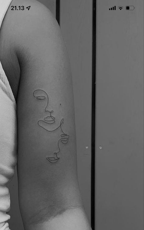 Fine Line Tattoo Woman Face, Women Tattoo Sleeve Ideas Classy, Forearm Tattoo Women Minimalist, Womens Fine Line Tattoo, Face Fine Line Tattoo, Fine Line Woman Tattoo, Minimalist Face Tattoo, One Line Tattoo Woman, Fine Line Tattoo Women