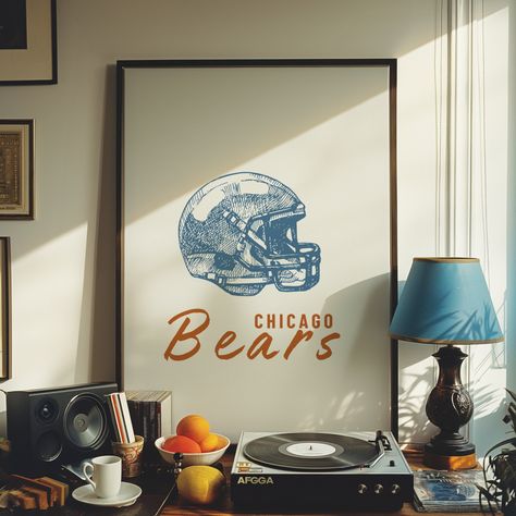 Introducing our Minimalist Chicago Bears Wall Art featuring a sleek design of a helmet! This is a perfect piece for any office, man cave or sports bar! --- ☞ More Activity & Place prints: https://www.etsy.com/au/shop/FunkyWallsStudio?ref=seller-platform-mcnav&section_id=48514629 DIGITAL FILE SIZES INCLUDED: 8x10, 12x16, 16x20, 18x24, 20x30, 24x36 ( can be resized further). ☞ After purchasing this artwork you will immediately receive your DOWNLOAD links on your invoice and via your confirmation e Sports Room Man Cave Football, Sports Gallery Wall Man Caves, Mancave Wall Art, Chicago Bears Bedroom Ideas, Sports Themed Living Room, Baseball Home Decor, Chicago Bears Room, Man Room Decor, Vintage Sports Room