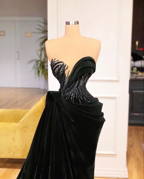 Valdrin Sahiti, Bad Dresses, Corset Dresses, Elegant Outfit Classy, Yule Ball, Prom Girl Dresses, Classy Prom Dresses, Fashion Sketches Dresses, Designer Evening Gowns