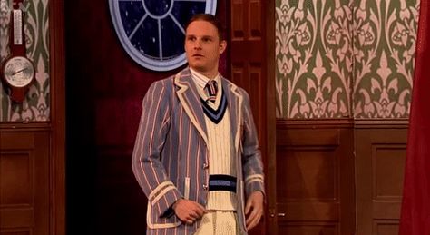 The Play that Goes Wrong Gif- Dave Hearn GIF The Play That Goes Wrong, Mischief Theatre, Goes Wrong Show, Theater Sets, Musical Plays, And Peggy, British Comedy, The Theatre, Theatre Company