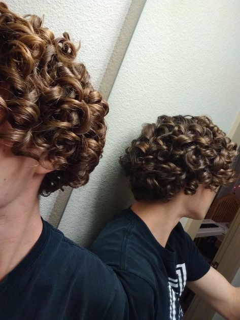 Long Curly Hair Men, Mens Hairstyles Curly, Men's Curly Hairstyles, Surfer Hair, Men Haircut Curly Hair, Trendy Haircuts For Women, Mens Hairstyles Thick Hair, Wavy Hair Men, Curly Hair Photos