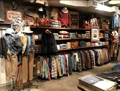 Clothing Stores Interior, Rrl Store, Flea Market Booth, Moody Decor, Double Rl, Tack Shop, Western Shop, Outdoor Shop, Western Store