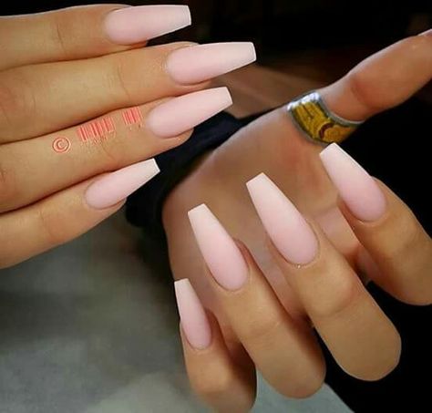 Baby Pink matte coffin nails Matt Nails, Coffin Nails Matte, Weak Nails, Super Nails, Ballerina Nails, Nagel Inspo, Acrylic Nails Coffin, Nail Arts, Nail Shapes