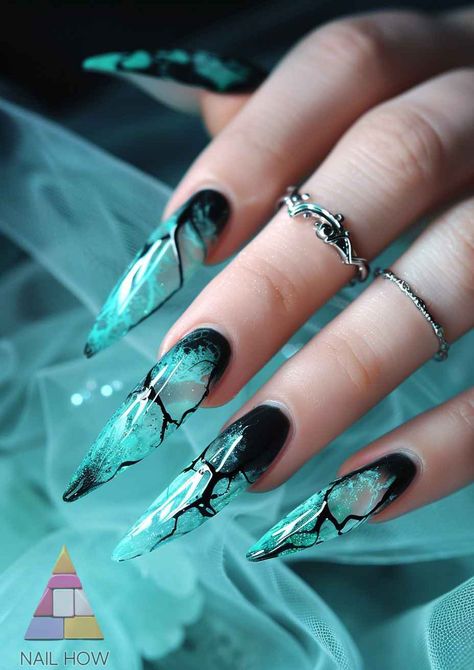 Acrylic Nail Designs Light Green, Black Turquoise Nails, Turquoise Black Nails, Thorn Nails, Dark Mermaid Nails, Gothic Nails Acrylic, Black And Blue Nail Ideas, Edgy Nail Designs, Turquoise Nail Designs