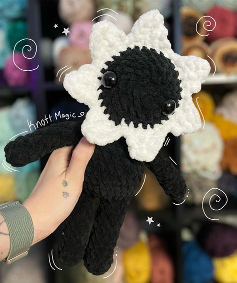 Happy Eclipse Day ☀️ ✨ Yara pattern from @kyscrochetcorner 🥰 . . . #eclipse #crochet #crochetplush #fiberart #fiberartist #yarn #crochetartist Eclipse Crochet, Happy Eclipse, Fun Crochet Projects, Fun Crochet, Fiber Art, Crochet Projects, Yarn, Crochet, Pattern