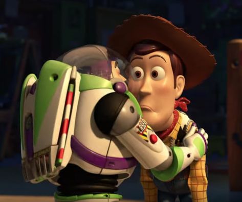 *buzz kisses woody's cheek* *woody blushes* Woody X Buzz Ship, Buzz X Woody, Woody X Buzz, Buzz And Woody, Toy Story 1995, Minecraft Toys, Toy Story Movie, Toy Story Cakes, Toy Story Characters