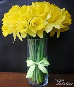 daffodil bouquet - Google Search Daffodil Bouquet, Easter Flower Arrangements, Altar Flowers, Floral Creations, Daffodil Bulbs, Grey Ribbon, Yellow Daffodils, Daffodil Flower, Wedding Ceremony Flowers