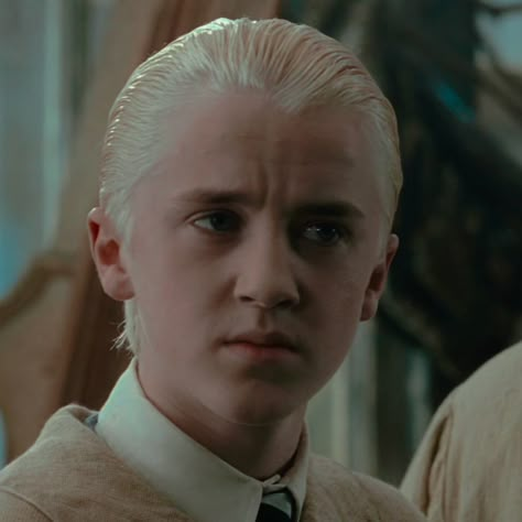 2nd Year Draco Malfoy, Draco Malfoy Second Year, Draco Malfoy Icon, Draco Malfoy Hot, Draco Lucius Malfoy, Sophia Black, Draco Malfoy Aesthetic, Tom Felton Draco Malfoy, Lucius Malfoy