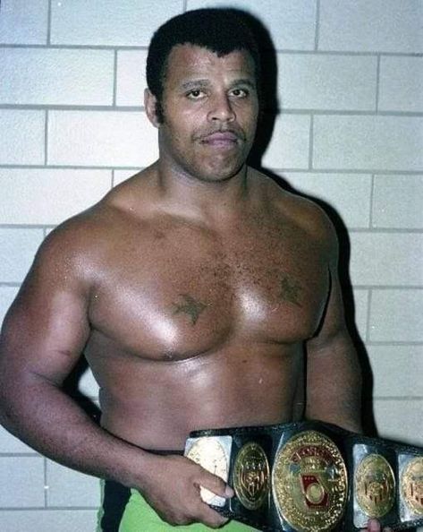 Rocky Johnson, Gulf Coast, Wwe Superstars, Pro Wrestling, Reign, Rocky, Wwe, Belts, Georgia