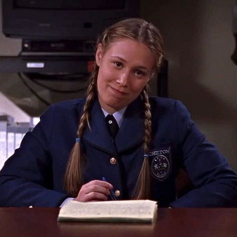 Paris Gilmore, Paris Gilmore Girls, Paris Icons, Liza Weil, Gilmore Girls Characters, Gilmore Girls Fashion, Why Lie, Estilo Rory Gilmore, Lane Kim