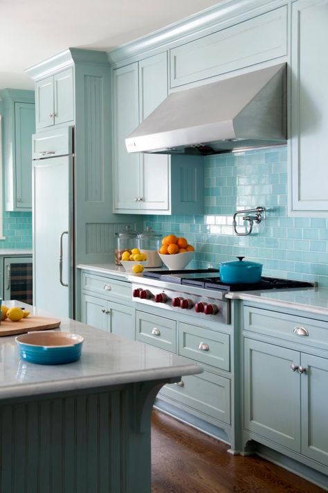 Blue Subway Tile Backsplash | HGTV >> http://www.hgtv.com/design-blog/design/best-kitchen-backsplash-pictures?soc=pinterest Robins Egg Blue Kitchen, Aqua Kitchen, Blue Subway Tile, Turquoise Kitchen, Teal Kitchen, Blue Kitchen Cabinets, House Of Turquoise, Kitchen Colour Schemes, Blue Cabinets