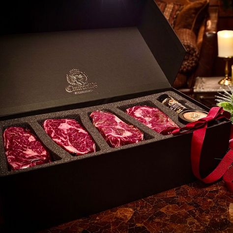 Churchill's Prime Steak Gift Box Steak Gift Box, Dinner Gift Basket, Beef Cuts Chart, Steak Gift, Steak Shop, Meat Gifts, Steak Wraps, Frozen Food Packaging, Butcher Box