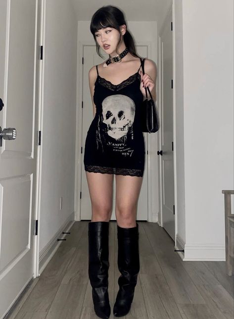 Dark Beauty Fashion, Twilight Outfits, Moda Aesthetic, My Aesthetic, Dark Fashion, Edgy Outfits, Fashion Killa, Alternative Fashion, Outfit Inspirationen