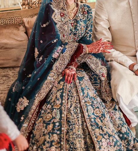 Nikkah Dress Pakistani 2023, Navy Blue Desi Wedding Dress, Teal Pakistani Bridal Dress, Dark Blue Desi Wedding Dress, Dark Blue Pakistani Bridal Dress, Royal Blue Pakistani Bridal Dress, Baraat Dress Pakistani Bridal Wear, Nikkah Dress Pakistani, Bridal Dresses 2022