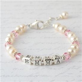 Crystal Names, Buy Pearls, Personalized Bracelet, Freshwater Pearl Bracelet, Name Bracelet, Pearl Types, Freshwater Cultured Pearls, August Birth Stone, February Birth Stone