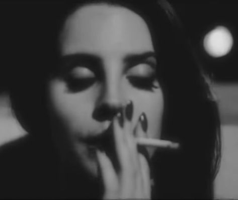 Lana Del Rey Twitter Header, West Coast Music Video, West Coast Lana Del Rey, Lana Del Rey West Coast, Tunnel Under Ocean Blvd, Under Ocean, Gloomy Coquette, Lana Del Rey Ultraviolence, Female Hysteria