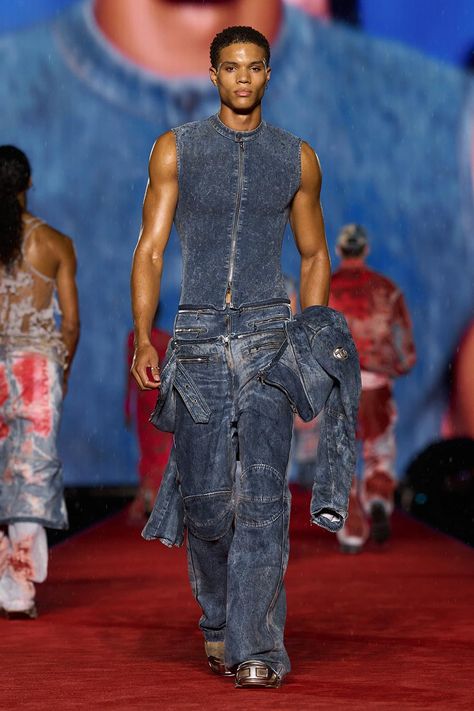 Diesel Fashion, Denim Outfit Men, Diesel Clothing, Diesel Denim, Moda Jeans, Jean Straight, Mens Straight Jeans, Fashion 2024, Look Vintage