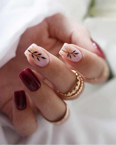 Cute Nail Designs For Fall, Trendy Fall Nails Acrylic, Burgundy Nail Art Designs, Autumn Nails Design Ideas, Nails Inspo Cute, Simple Fall Nails Autumn, Fall Nails 2022 Color Trends, Trending Fall Nails, Nail Designs For Fall