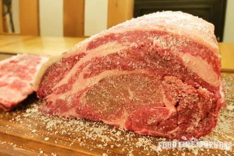 Close up of a dry brining prime beef rib with ribs removed, sitting on a chopping board Turkey Brining Recipe, Meat Tenderizer Recipe, Brining Turkey, Turkey Brining, Pork Chop Brine, Basic Brine, Dry Brine, Dry Aged Steak, Beef Rib