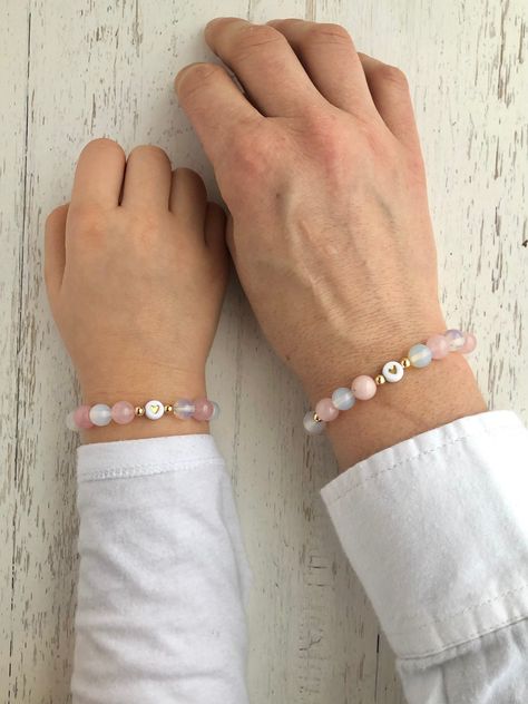 🔹This is a beautiful set of matching mother/daughter beaded bracelets. These make a perfect gift for a mama and daughter duo, or any ladies who want to show their special connection.  Matching with your little is always fun, and these dainty bracelets make dressing up even more special!  In these weird and crazy times, it can be hard to feel connected with family and friends if we are separated by distance or by a quarantine. These simple little bracelets can help your little ones feel connecte Mommy And Me Jewelry, Mom And Daughter Jewelry, Mom And Daughter Bracelets, Mama And Daughter, Mom Daughter Jewelry, Daughter Bracelets, Homemade Bracelets, Mini Jewelry, Mama And Mini