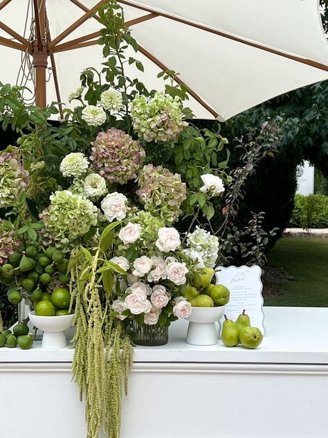 Hydrangeas Wedding, Tuscan Wedding, Green Hydrangea, Garden Party Wedding, Marquee Wedding, Wedding Mood Board, Wedding Mood, Wedding Bar, Italian Wedding