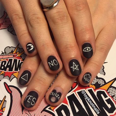 See this Instagram photo by @fingerbangportland • 1,036 likes Rocker Nails, Orange Nail Designs, Witchy Nails, Gothic Nails, Goth Nails, Nail Swag, Dark Nails, Cute Nail Art, Nail Art Hacks