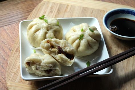 Chinese BBQ Pork Sourdough Steamed Buns | Korena in the Kitchen Buttermilk Scone Recipe, Chinese Steamed Buns, Steam Buns Recipe, Best Pie Crust Recipe, Danish Pastries, Chinese Bbq Pork, Bread Shop, Sourdough Starter Recipe, Bao Buns