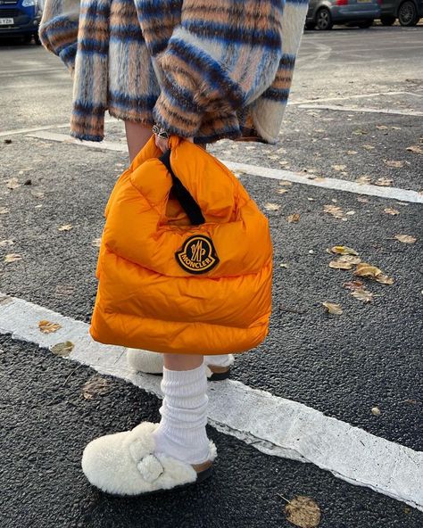 Boston Big Buckle, Buckle Outfits, Streetwear Fits, Street Outfit, Big Bags, Black Girls Hairstyles, Cute Fits, Nylon Bag, Insta Fits