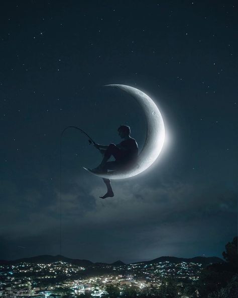 Dreamworks. 🌙 📸 @sergitugas Man In The Moon, Rise Of The Guardians, In The Moon, Moon Pictures, Moon Photography, Surrealism Photography, Beautiful Moon, Photoshop Art, Moon Glow